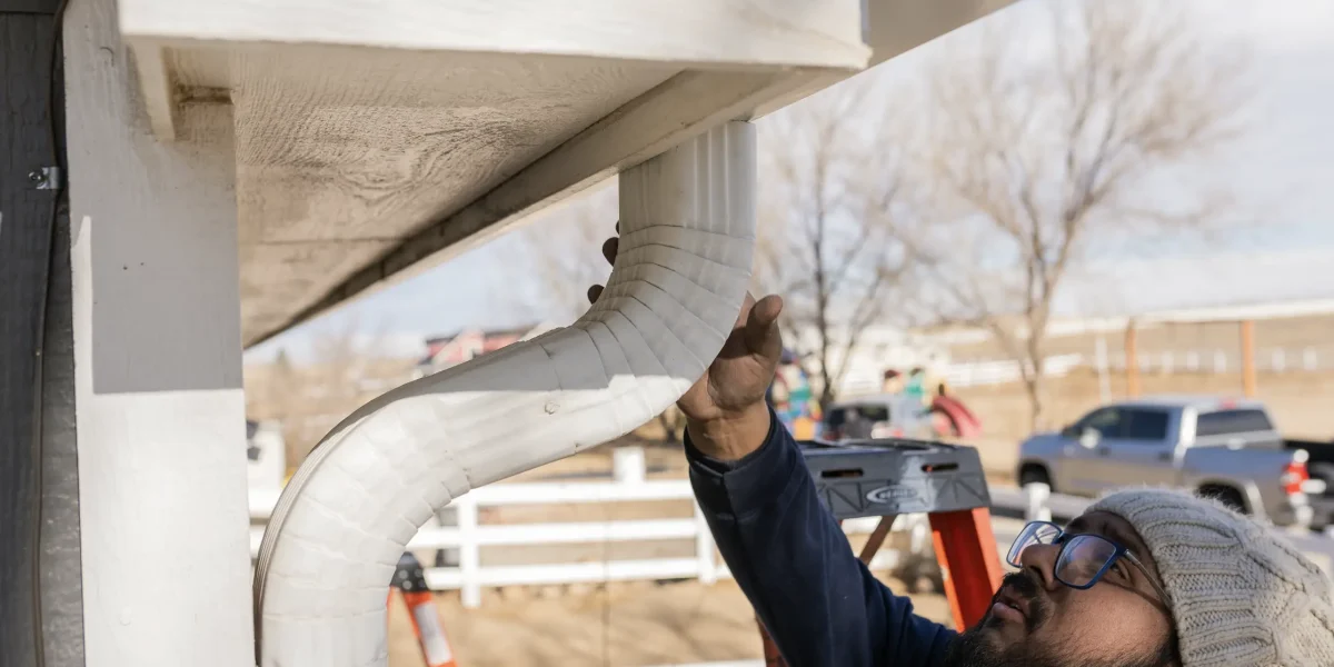 Elbow Gutter Guide | Gutter NYC Experts